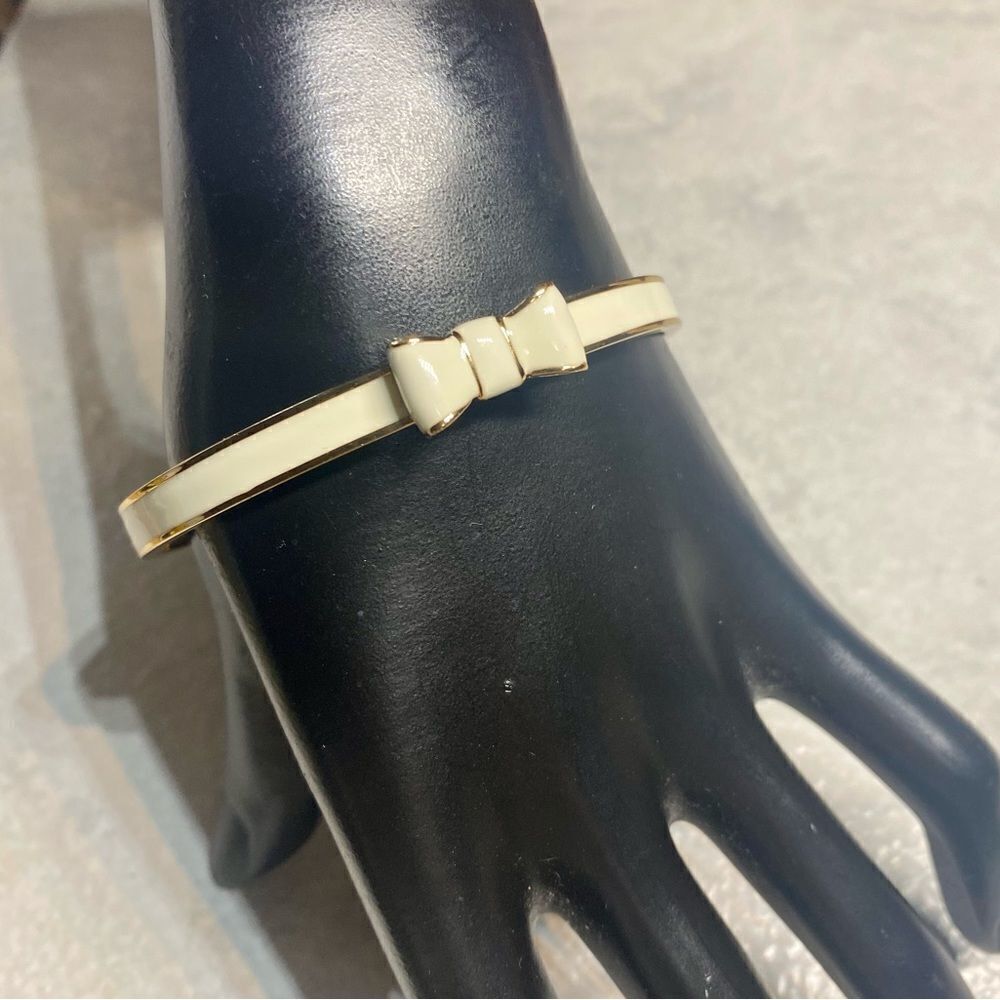 Kate Spade “Take A Bow” Bracelet